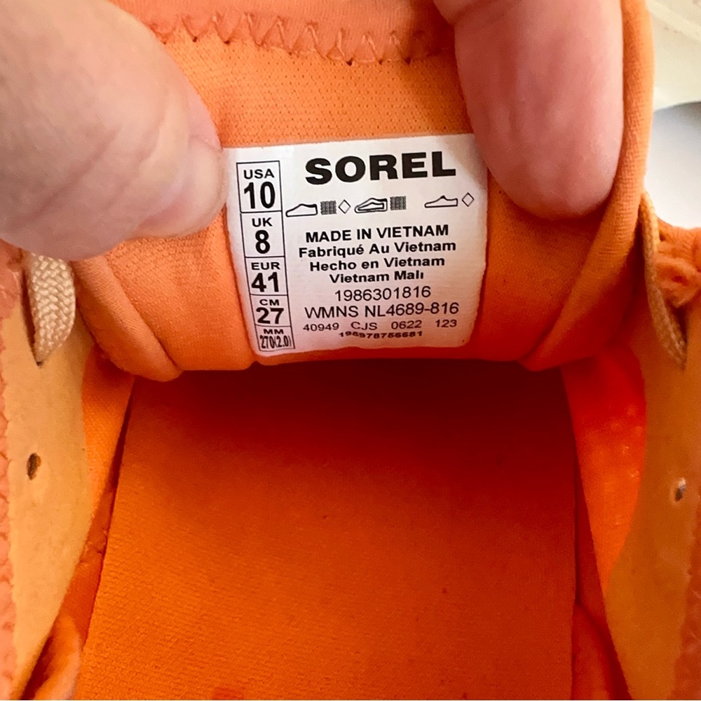 Sorel Kinetic women’s Breakthrough Lace shoes in orange and yellow, size 10 - Picture 7 of 8